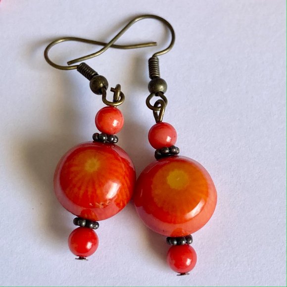 Vintage Art Glass Bead Earrings Coral Red Orange Hand Made Bronze Plated - Picture 10 of 16